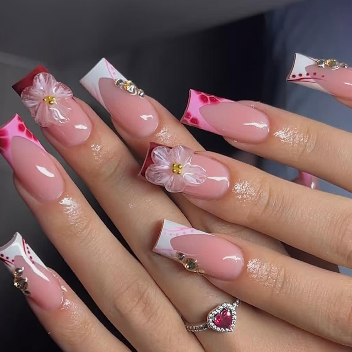 24pcs Wearable Square Press on - Nail Art Aesthetic review and price