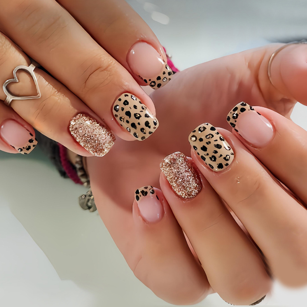 Short long fake nails for wome - Nail Art Aesthetic review and price